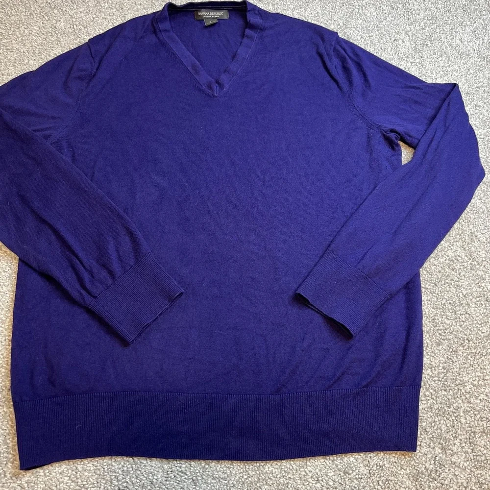 Banana Republic Sweater Mens Large Purple Silk Blend V Neck Pullover Lightweight
